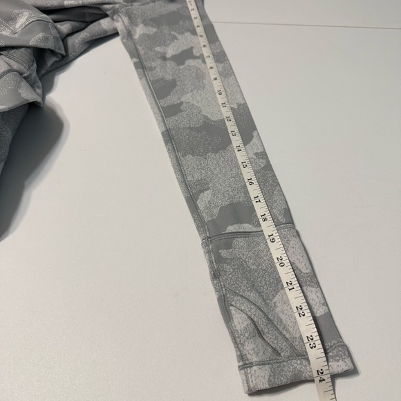 Lululemon Close to Crossing Gray Camo Crossover Hem Long Sleeve Shirt Size 8 - Picture 15 of 15